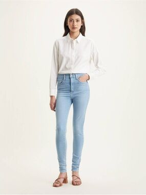 Levi High-Rise Light Blue Skinny Jeans - Women
